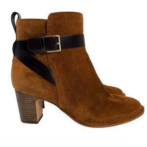 Clarks Cushion Brown Suede Ankle Boots Buckle Strap Stacked Heel Sz 8.5